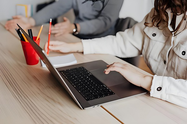 专业发稿平台怎么选？三招教你避开雷区